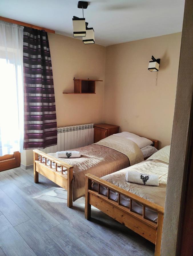 Pod Tatrami Bed & Breakfast Bukowina Tatrzańska Exterior foto
