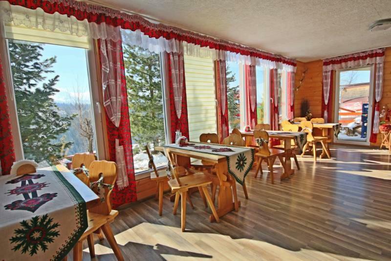 Pod Tatrami Bed & Breakfast Bukowina Tatrzańska Exterior foto